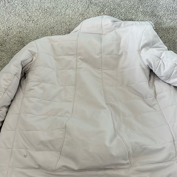 Lululemon fuzzy reversible jacket - Picture 5 of 6
